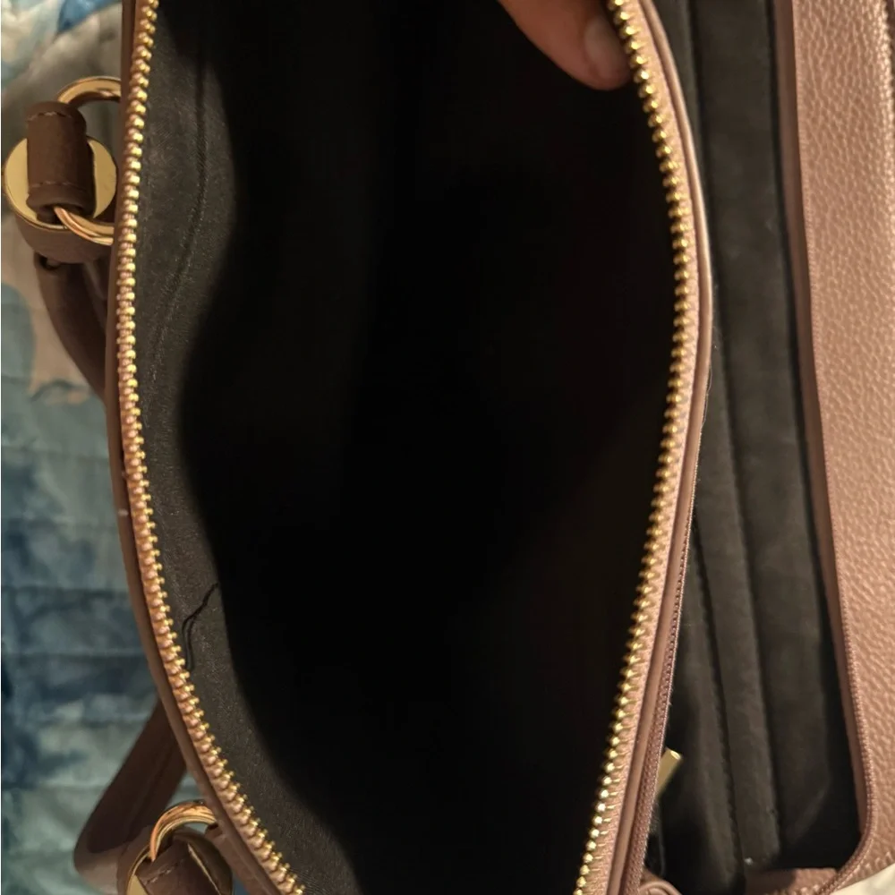 Elegant Brown Leather Handbag
